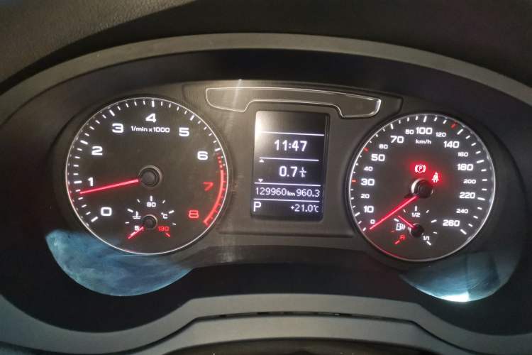 Used Audi Q3 2018 30th Anniversary Edition 30 TFSI Fashion Model Instrument Cluster