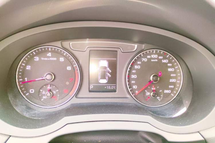 Used Audi Q3 2018 30th Anniversary Edition 30 TFSI Fashion Model Instrument Cluster