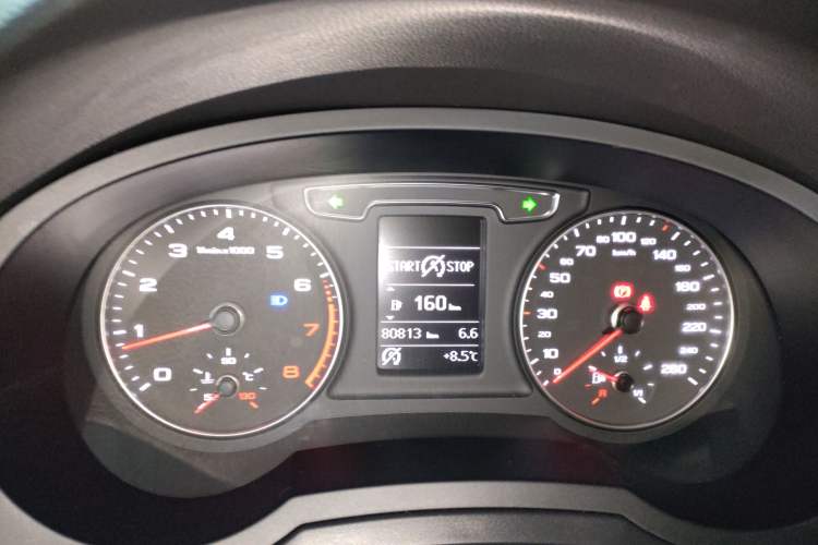 Used Audi Q3 2018 30th Anniversary Edition 30 TFSI Fashion Model Instrument Cluster