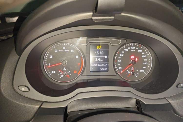 Used Audi Q3 2018 30th Anniversary Edition 35 TFSI Sport Model Instrument Cluster