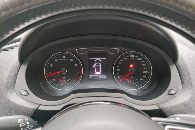 Used Audi Q3 2018 30 TFSI Fashion Edition Collector's Version Instrument Cluster