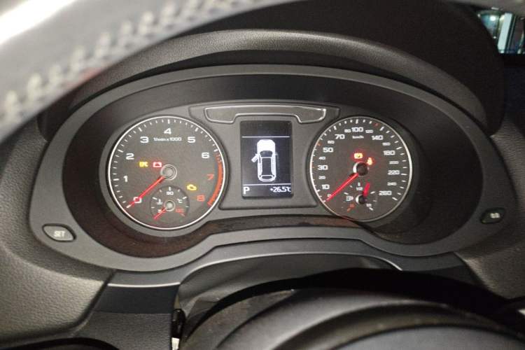 Used Audi Q3 2018 30th Anniversary Edition 30 TFSI Fashion Model Instrument Cluster