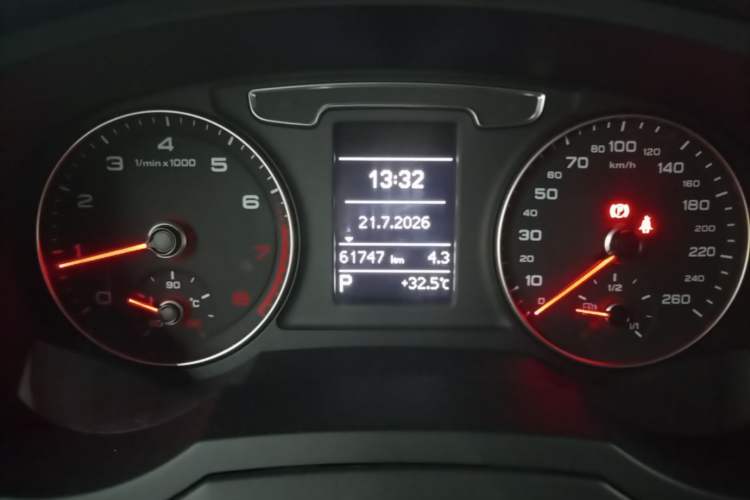 Used Audi Q3 2018 30th Anniversary Edition 35 TFSI Fashion Model Instrument Cluster