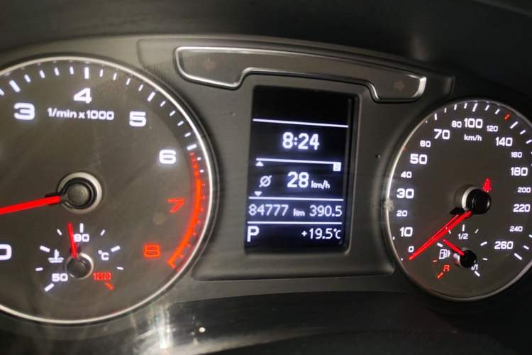 Used Audi Q3 2018 30th Anniversary Edition 30 TFSI Fashion Model Instrument Cluster