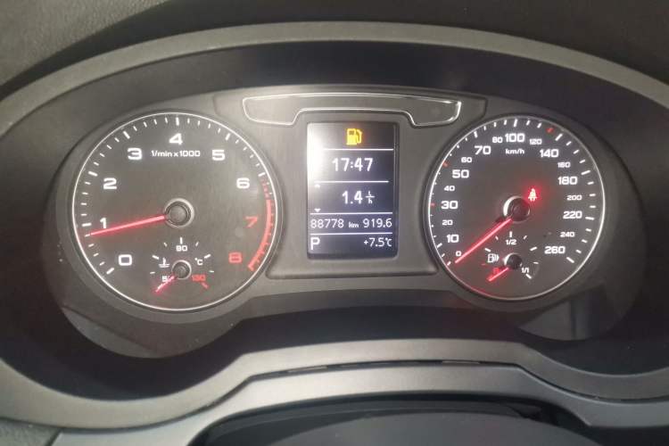 Used Audi Q3 2018 30th Anniversary Edition 35 TFSI Fashion Model Instrument Cluster
