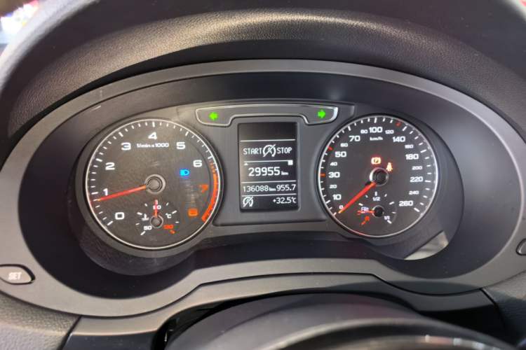 Used Audi Q3 2018 30th Anniversary Edition 30 TFSI Fashion Model Instrument Cluster
