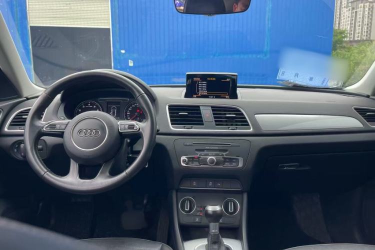 Used Audi Q3 2018 30th Anniversary Edition 35 TFSI Fashion Model Interior 1
