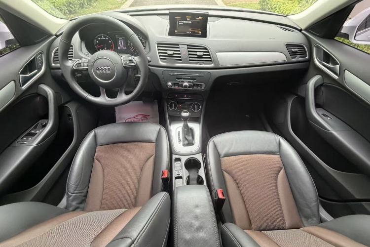 Used Audi Q3 2018 30 TFSI Fashion Edition Collector's Version Interior 1