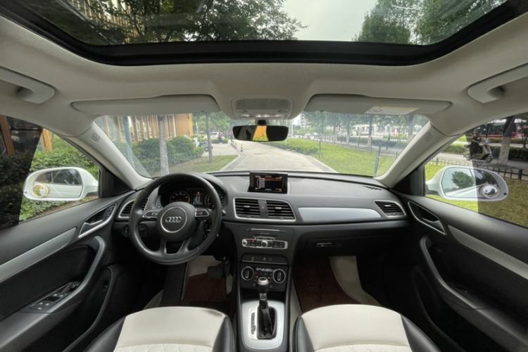 Used Audi Q3 2018 30th Anniversary Edition 30 TFSI Fashion Model Interior 10