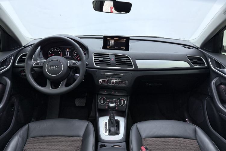 Used Audi Q3 2018 30th Anniversary Edition 30 TFSI Fashion Model Interior 2