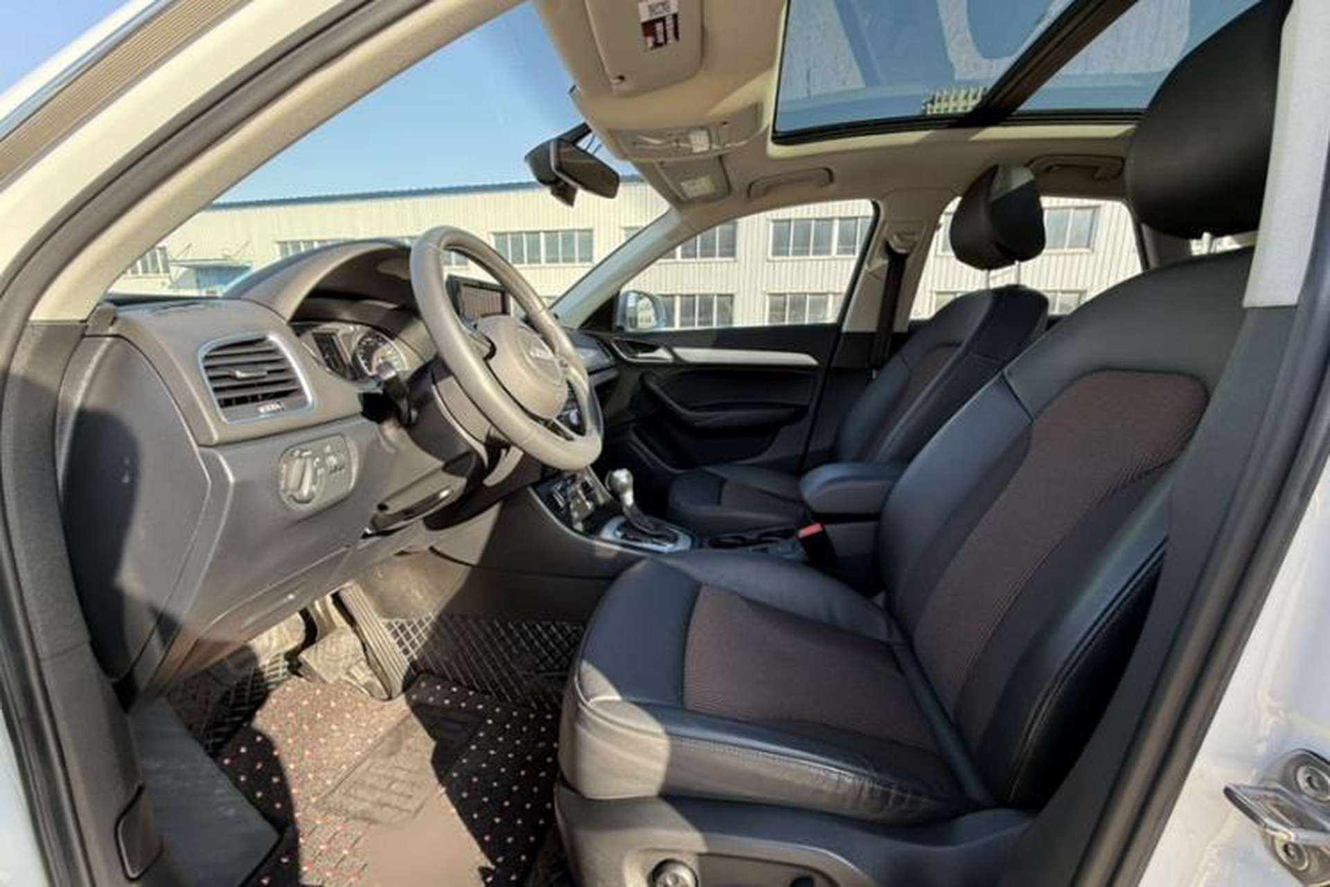 Used Audi Q3 2018 30th Anniversary Edition 30 TFSI Fashion Model Interior 2