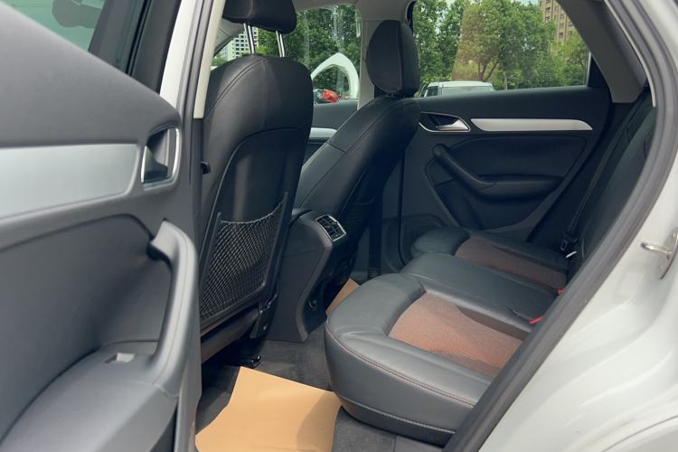 Used Audi Q3 2018 30th Anniversary Edition 30 TFSI Fashion Model Interior 2