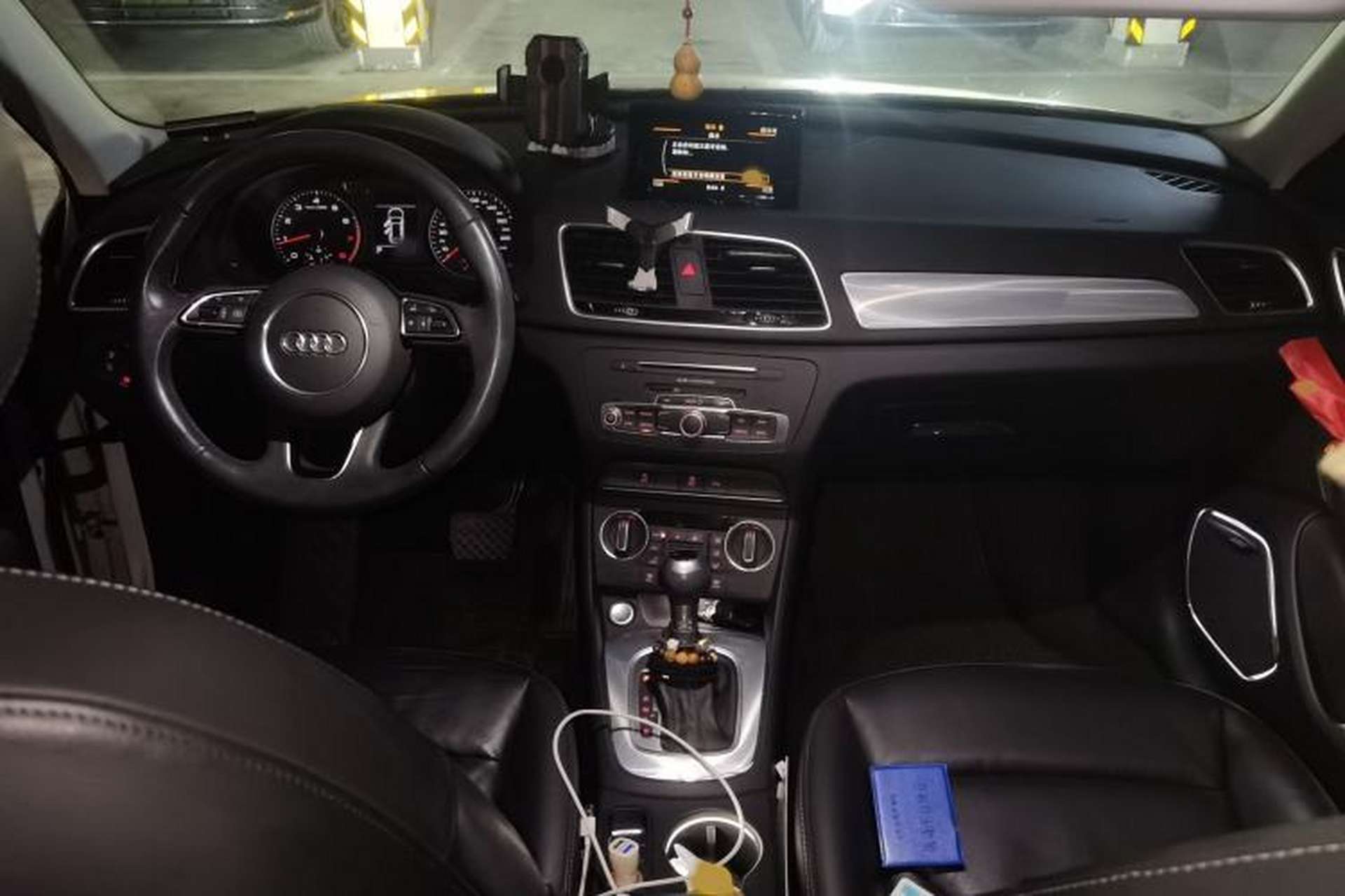Used Audi Q3 2018 30th Anniversary Edition 30 TFSI Style Model Interior 2
