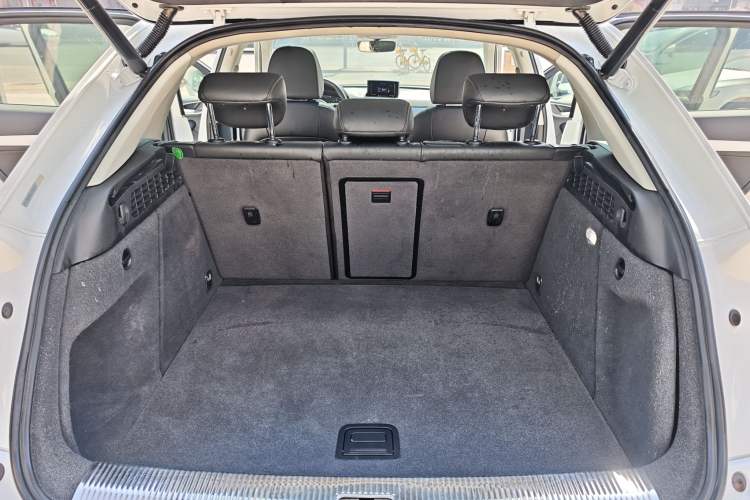 Used Audi Q3 2018 30th Anniversary Edition 30 TFSI Fashion Model Interior 3