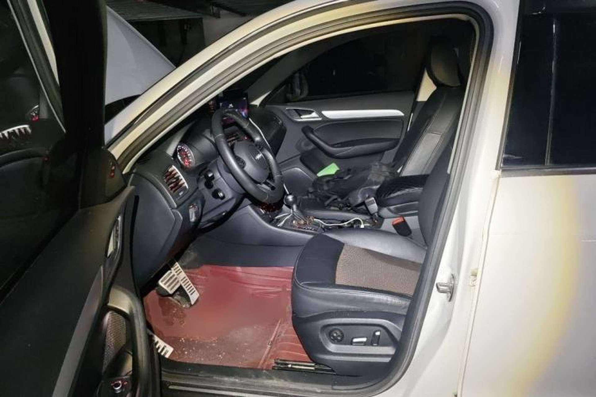 Used Audi Q3 2018 30 TFSI Fashion Edition Collector's Version Interior 3
