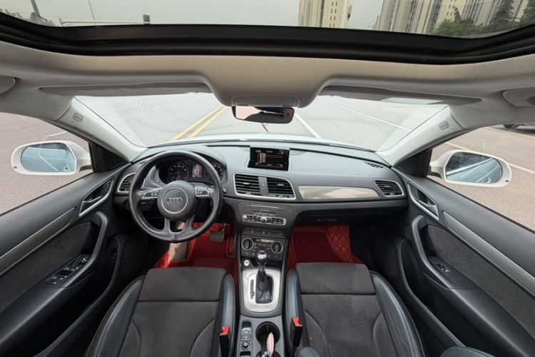 Used Audi Q3 2018 30th Anniversary Edition 35 TFSI Sport Model Interior 3