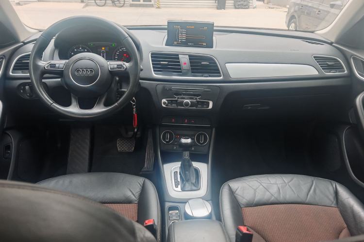 Used Audi Q3 2018 30th Anniversary Edition 35 TFSI Fashion Model Interior 3