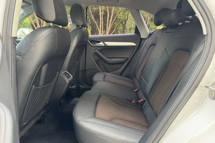 Used Audi Q3 2018 30th Anniversary Edition 30 TFSI Fashion Model Interior 4
