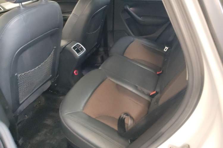 Used Audi Q3 2018 35 TFSI Fashion Edition Collector's Model Interior 4