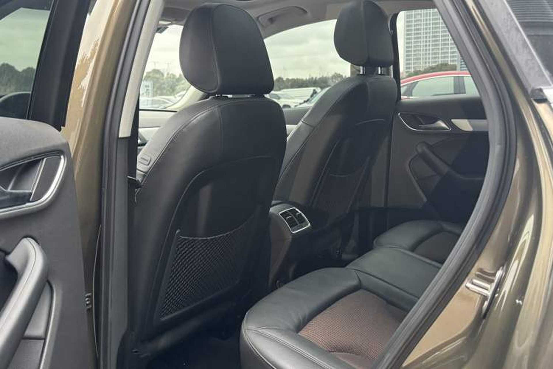 Used Audi Q3 2018 30th Anniversary Edition 30 TFSI Fashion Model Interior 4