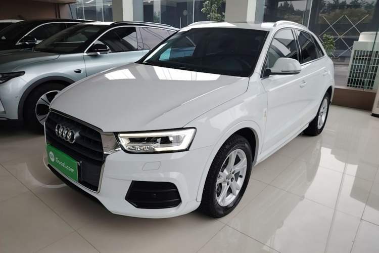 Used Audi Q3 2018 30th Anniversary Edition 30 TFSI Fashion Model Guazi used car, China used car export, Used car for sale, Used Audi cars, Cheapest cars for sale