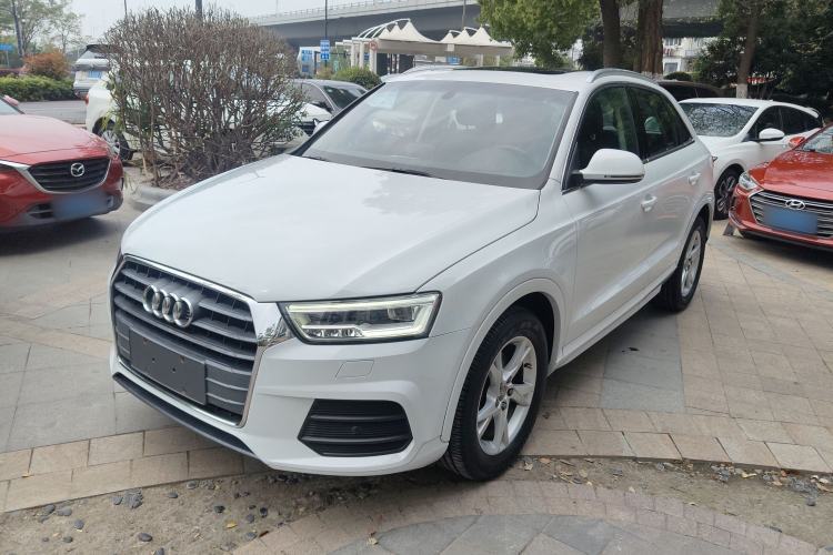 Used Audi Q3 2018 30th Anniversary Edition 35 TFSI Fashion Model Guazi used car, China used car export, Used car for sale, Used cars, Cheapest cars for sale