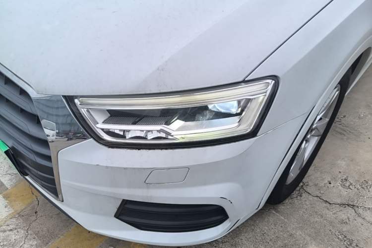 Used Audi Q3 2018 30th Anniversary Edition 35 TFSI Fashion Model Left Front Headlight