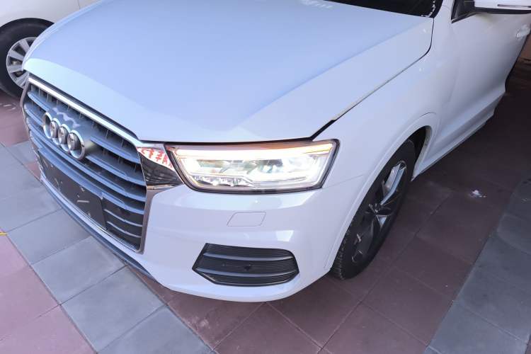 Used Audi Q3 2018 30th Anniversary Edition 40 TFSI quattro all-wheel-drive sport model Left Front Headlight