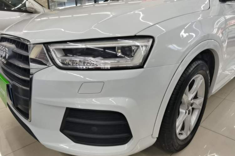 Used Audi Q3 2018 30th Anniversary Edition 35 TFSI Fashion Model Left Front Headlight