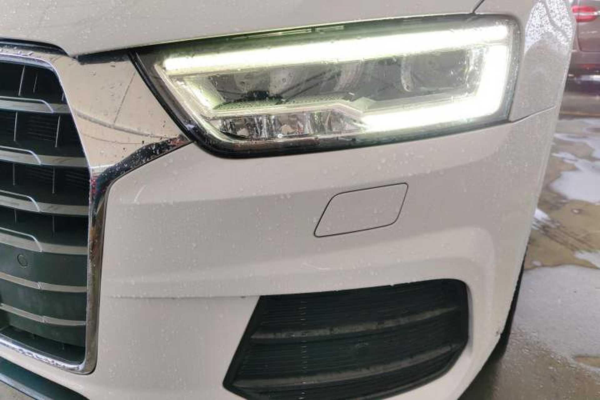 Used Audi Q3 2018 30th Anniversary Edition 30 TFSI Fashion Model Left Front Headlight