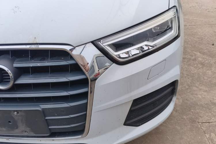 Used Audi Q3 2018 30th Anniversary Edition 30 TFSI Fashion Model Left Front Headlight