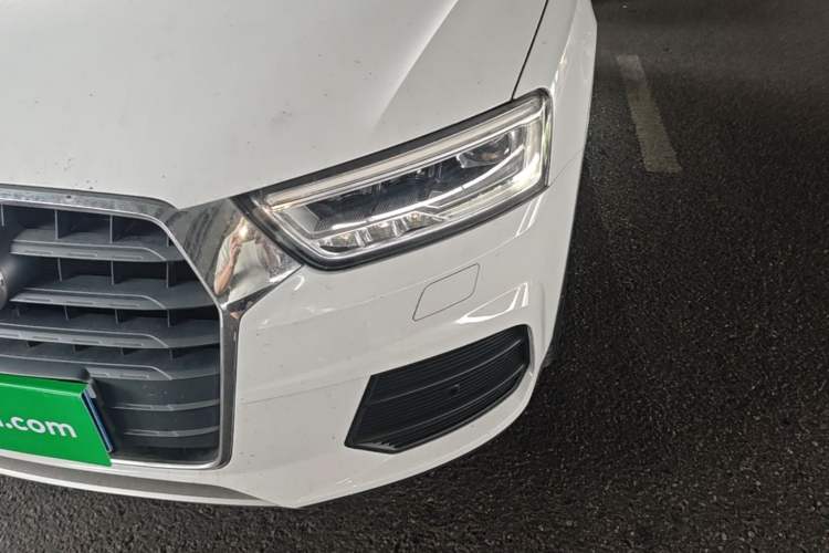 Used Audi Q3 2018 30th Anniversary Edition 30 TFSI Style Model Left Front Headlight