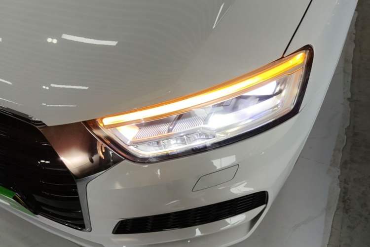 Used Audi Q3 2018 30 TFSI Fashion Edition Collector's Version Left Front Headlight