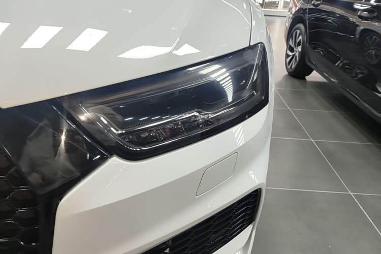 Used Audi Q3 2018 35 TFSI Fashion Edition Collector's Model Left Front Headlight