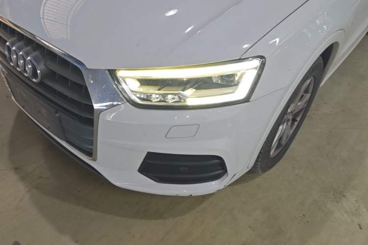 Used Audi Q3 2018 30th Anniversary Edition 35 TFSI Fashion Model Left Front Headlight