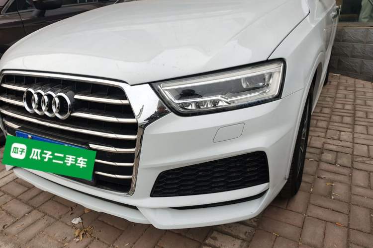 Used Audi Q3 2018 30th Anniversary Edition 35 TFSI Sport Model Left Front Headlight