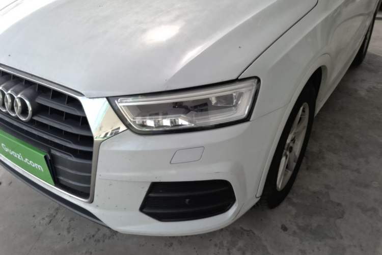 Used Audi Q3 2018 30th Anniversary Edition 30 TFSI Fashion Model Left Front Headlight