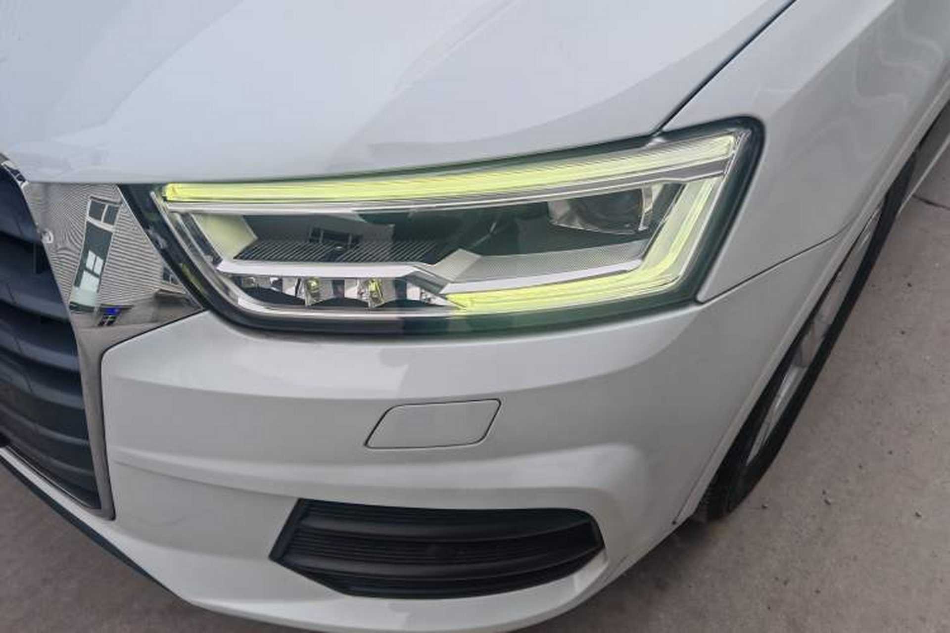 Used Audi Q3 2018 30th Anniversary Edition 35 TFSI Fashion Model Left Front Headlight