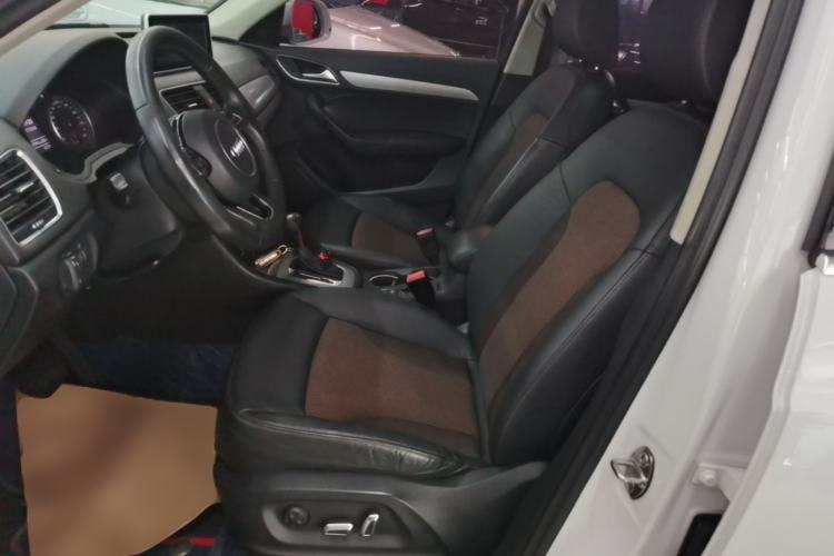 Used Audi Q3 2018 30th Anniversary Edition 35 TFSI Fashion Model Left Front Seat