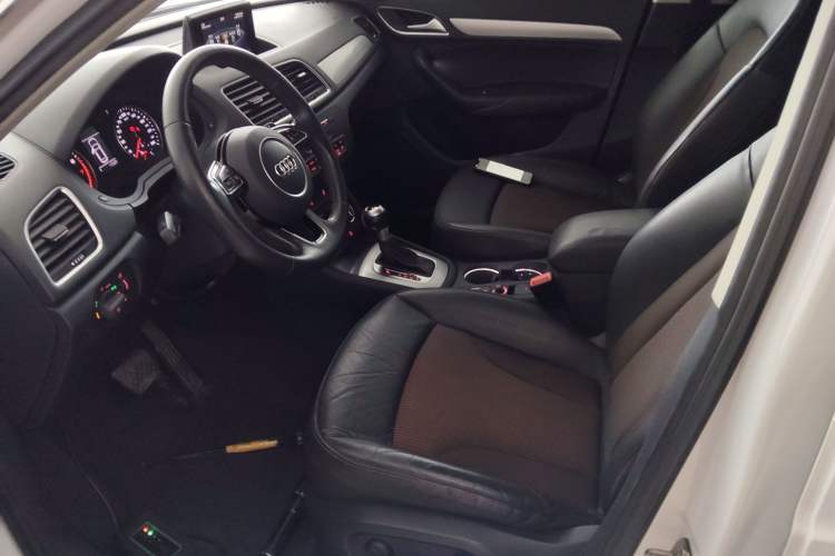 Used Audi Q3 2018 30th Anniversary Edition 35 TFSI Sport Model Left Front Seat