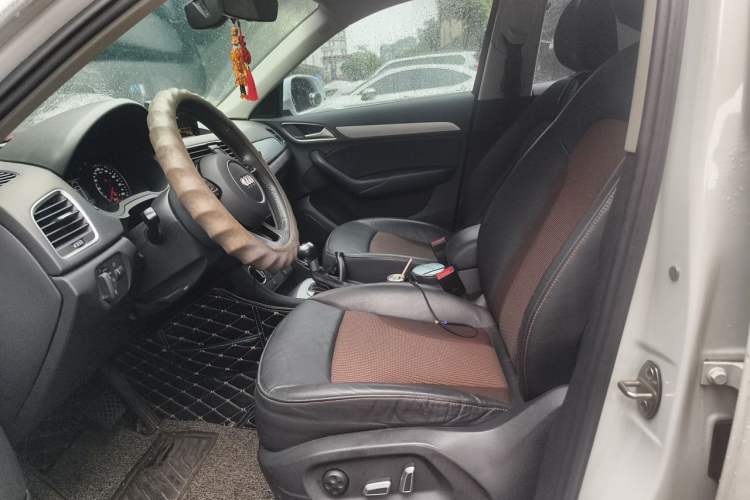 Used Audi Q3 2018 35 TFSI Fashion Edition Collector's Model Left Front Seat