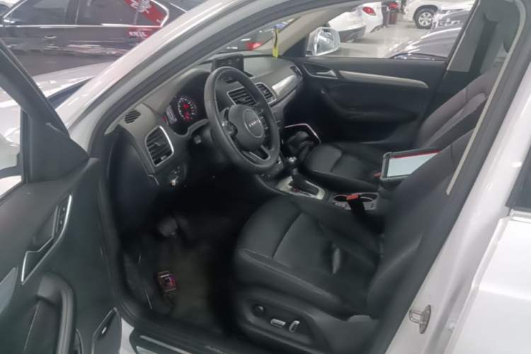 Used Audi Q3 2018 30th Anniversary Edition 30 TFSI Style Model Left Front Seat