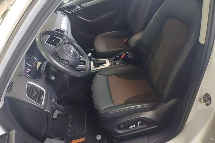 Used Audi Q3 2018 30th Anniversary Edition 35 TFSI Fashion Model Left Front Seat