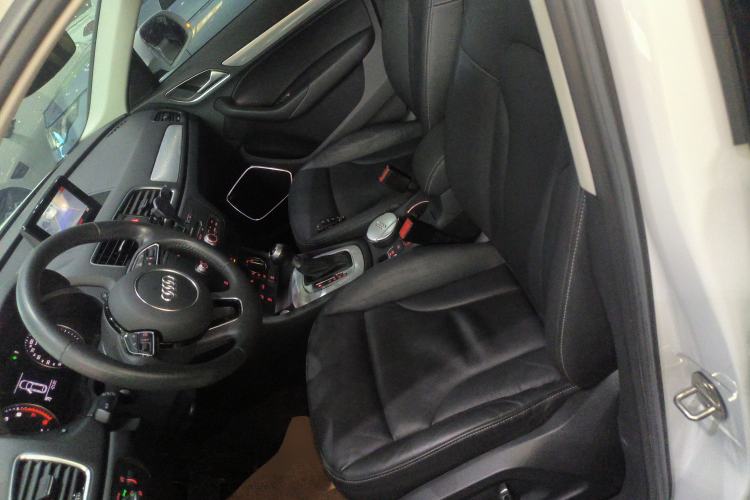 Used Audi Q3 2018 30 TFSI Fashion Edition Collector's Model Left Front Seat