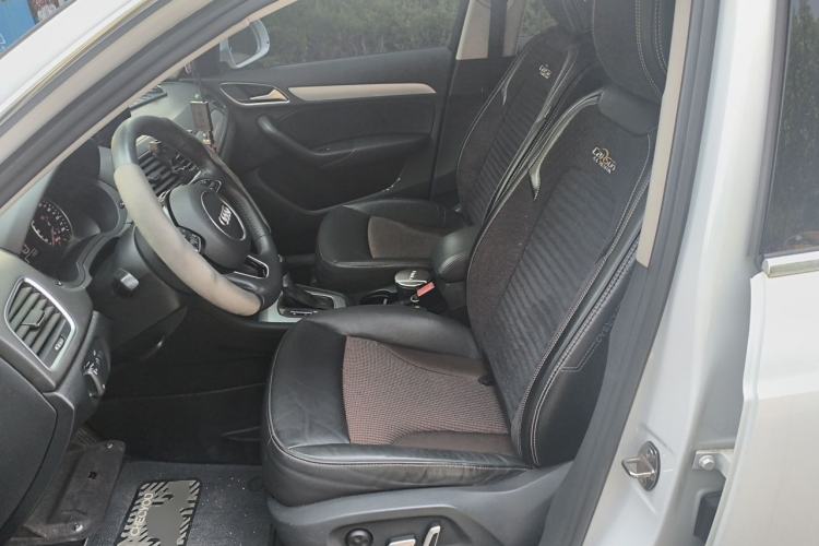 Used Audi Q3 2018 30th Anniversary Edition 30 TFSI Fashion Model Left Front Seat