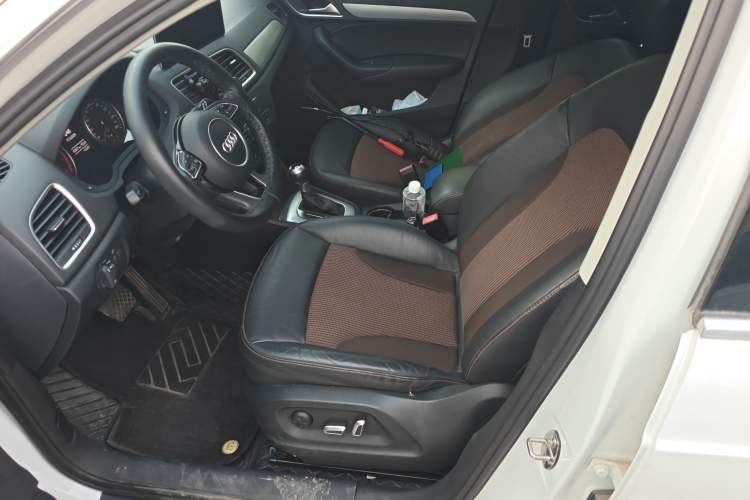 Used Audi Q3 2018 30th Anniversary Edition 35 TFSI Fashion Model Left Front Seat