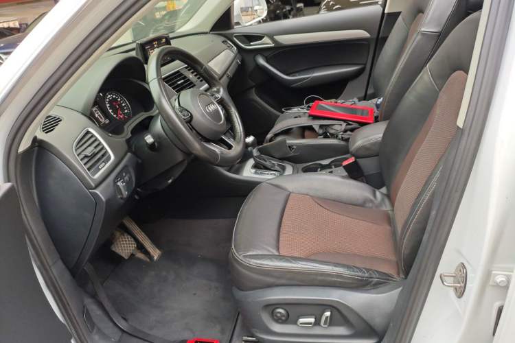 Used Audi Q3 2018 35 TFSI Fashion Edition Collector's Model Left Front Seat