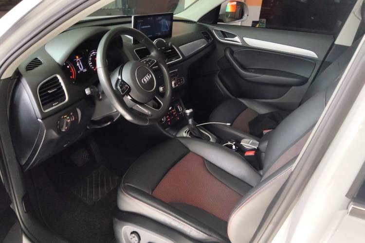 Used Audi Q3 2018 30 TFSI Fashion Edition Collector's Version Left Front Seat