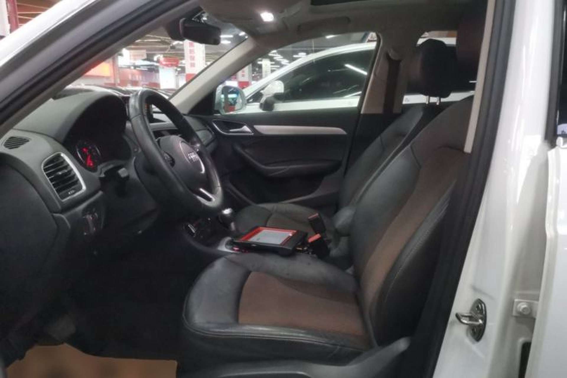 Used Audi Q3 2018 30th Anniversary Edition 30 TFSI Fashion Model Left Front Seat