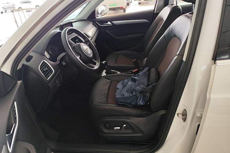 Used Audi Q3 2018 30th Anniversary Edition 30 TFSI Fashion Model Left Front Seat